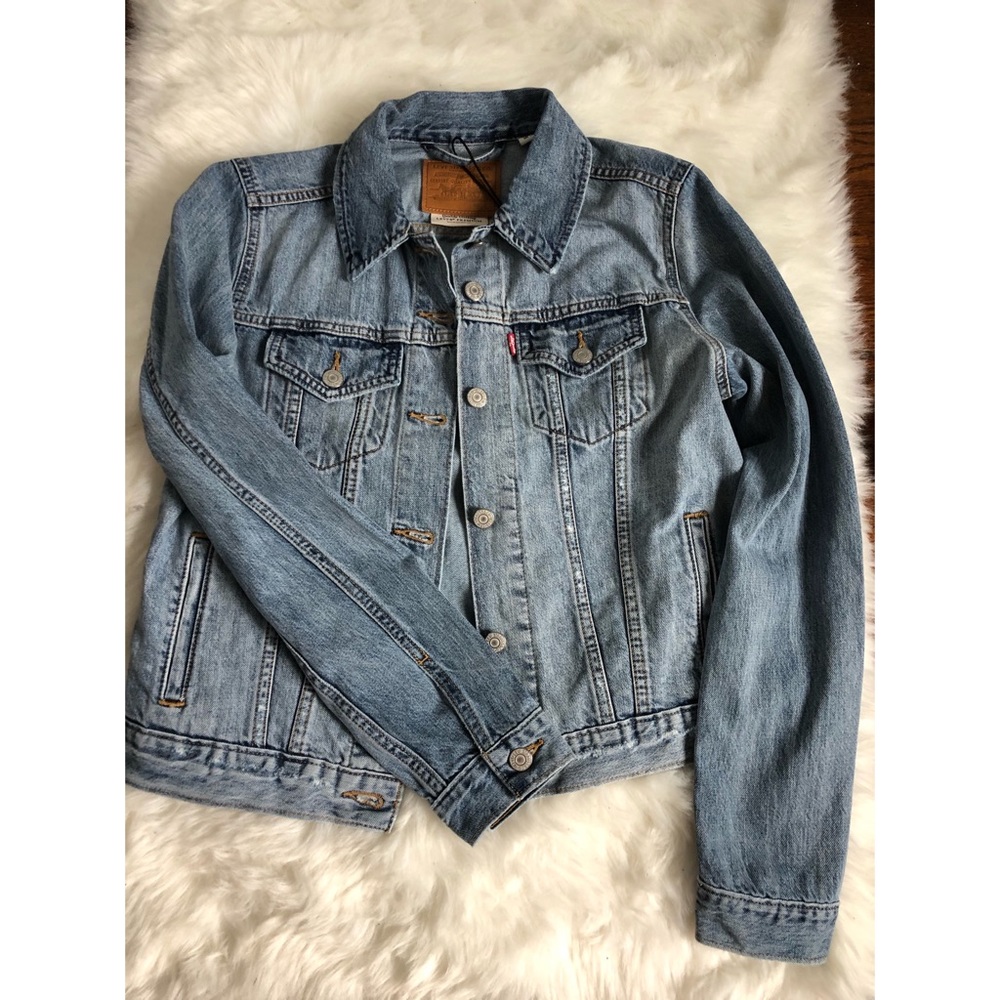 Levi’s Jean Jacket size L